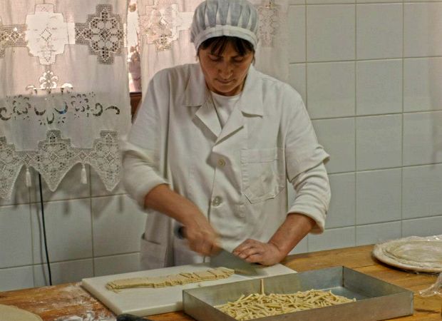 Photo: Χειροποίητη μακαρίνα (μακαρόνια)