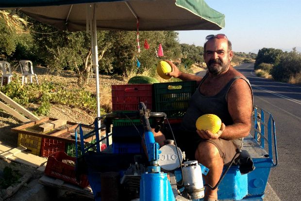 Ο σούπερ μανάβης επί το έργον