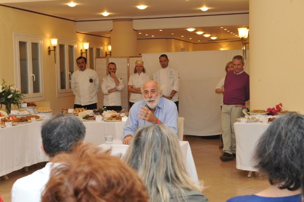 Γιώργος Πίττας, κύριος ομιλητής και ψυχή του προγράμματος "Ελληνικό Πρωινό"