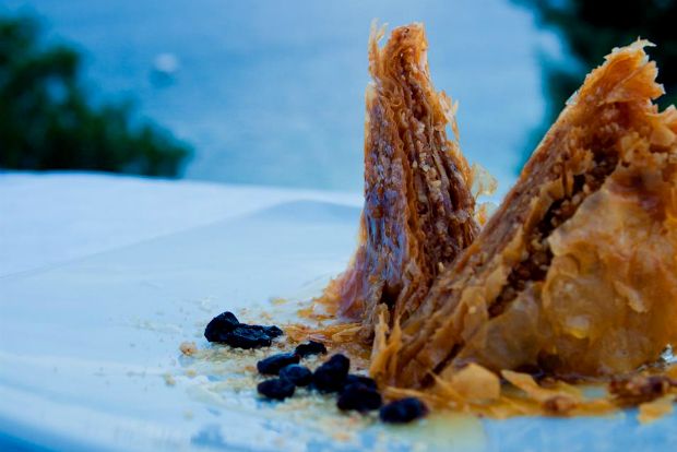 Βασιλόπιτα που οι πρόσφυγες από τα Ρόδα της Μικρασίας έφεραν στην περιοχή του Άθω