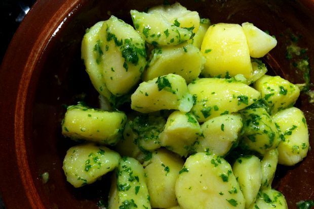 photo: Λεονί Σταφυλά