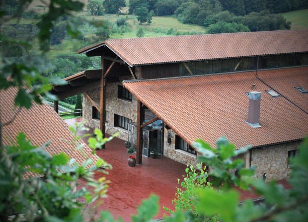 Facebook/AzurmendiEnekoAtxa