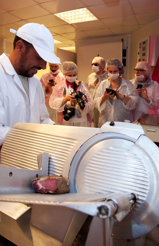 Φωτό Έβελυν Φωσκολου: Ψημένα πια τα γλυκά τυροπιτάκια είναι σκέτη πρόκληση.