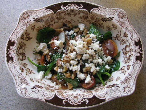 Παραδοσιακά σύκα Κύμης σε στάδιο αποξήρανσης (neraidodimiourgies37.blogspot.com)