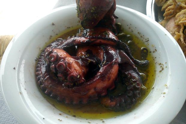 «Παπαϊωάννου» Μικρολίμανο - Καραβίδα ταρτάρ, [photo: Νίκος Μορόπουλος]