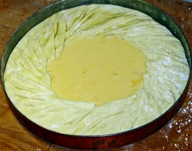 Ετοιμάζοντας τη γαλατόπιτα