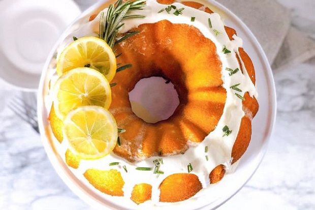 Κέικ με λεμόνι και δενδρολίβανο (agirlcalledadri.com)