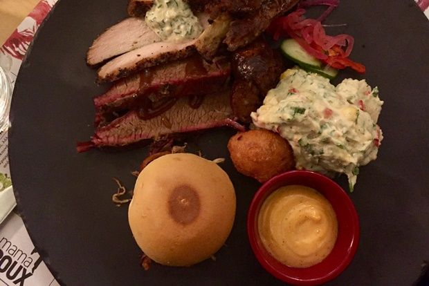 Μπίρες μικροζυθοποιίας από τη μιά άκρη της Ελλάδας μέχρι την άλλη [photo: Κική Τριανταφύλλη]