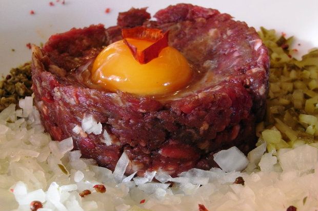 Το φρέσκο μη παστεριωμένο γάλατο είναι ένα από τα πιο επικίνδυνα τρόφιμα {Shutterstock]