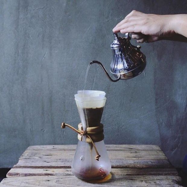 Γαλλικός καφές μαζί με πρωινό στο θρυλικό καφέ του Παρισιού (Les Deux Magots/Facebook)