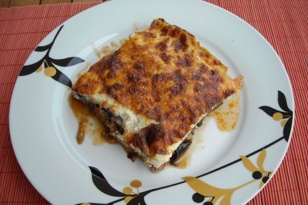 Καρπούζι με φέτα, κρεμμύδι και δυόσμο, της Κικής Τριανταφύλλη