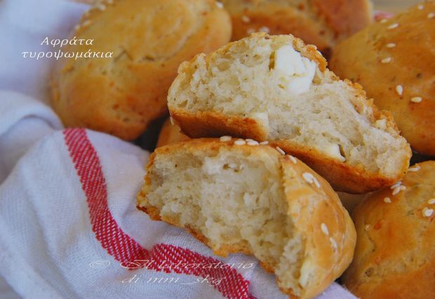 Αφράτα τυρόψωμα, από το πρωί έως το βράδυ