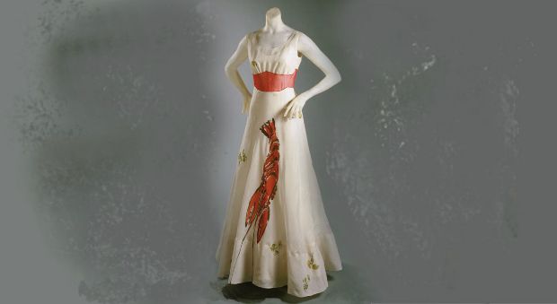 Αστακός: όχι στο πιάτο, ούτε στο τηλέφωνο αλλά στη βραδινή τουαλέτα