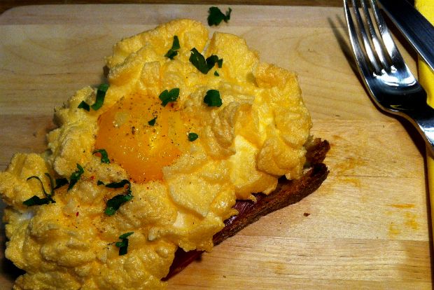 Αυγά μάτια μασκέ