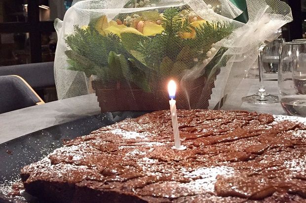 Brownies με ελαιόλαδο και για γενέθλια