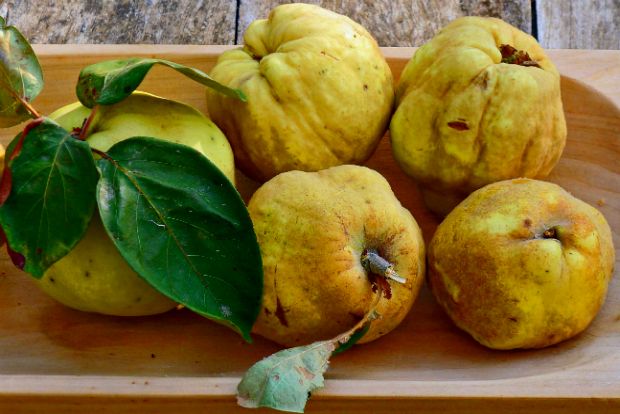 Χοιρινό με κυδώνια: το κρασί στο τέλος