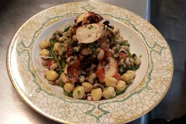 Χταπόδι στον Άγιο Σώστη της Μυκόνου