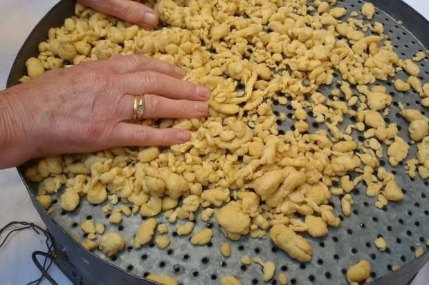 Εχουμε τραχανά απλωμένο