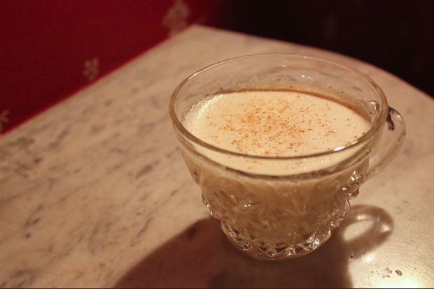Eggnog: το κρεμώδες ελιξίριο της χαράς