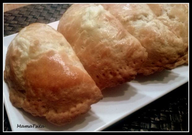 Εύκολα τυροπιτάκια κουρού