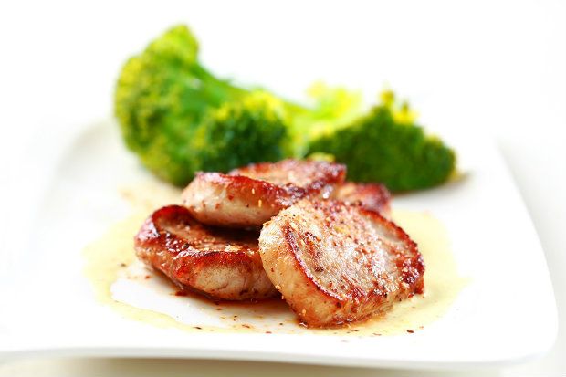 Φιλετάκια χοιρινού με σάλτσα γκρέιπφρουτ και μπόλικο συναίσθημα