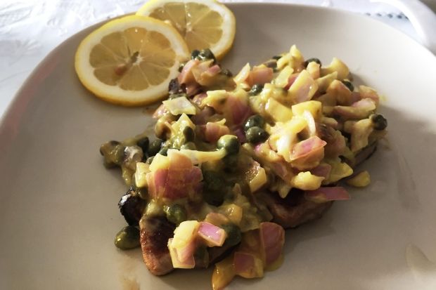 Φιλέτο τόνου με σάλτσα, της Νιόβης