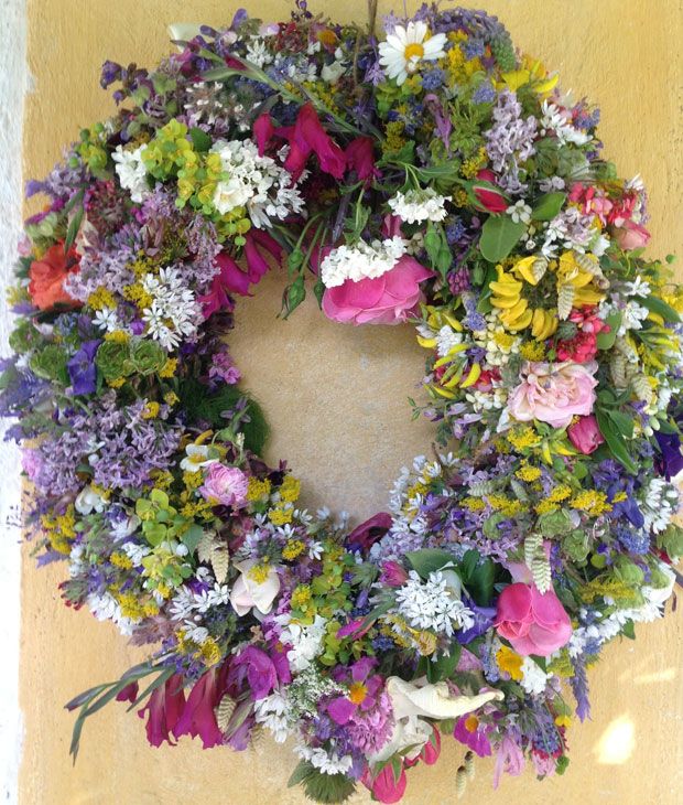 Φτιάχνω μαγιάτικο στεφάνι