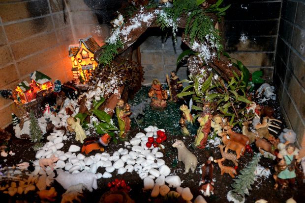 Φτιάχνω τη φάτνη μόνος μου