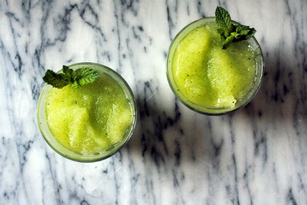 Φύγαμε για camping: λεμονάδα πήρες;