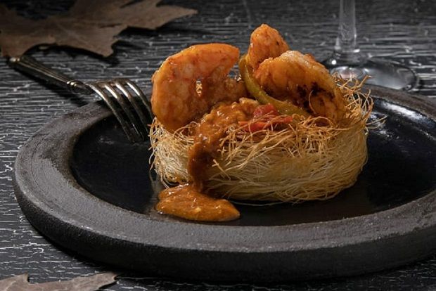 Γαρίδες σαγανάκι «head to tail»