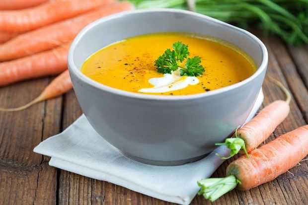 Γιορτή μπαχαρικών στην καροτόσουπα βελουτέ