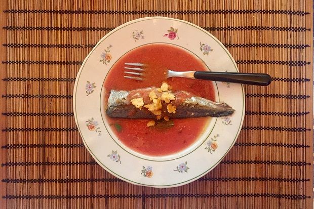 Γκασπάτσο για πρώτο και για σάλτσα του ψητού κολιού