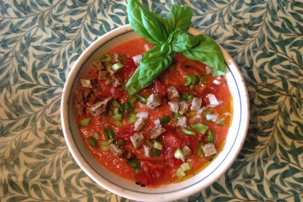 Γκασπάτσο: η ρευστή σαλάτα