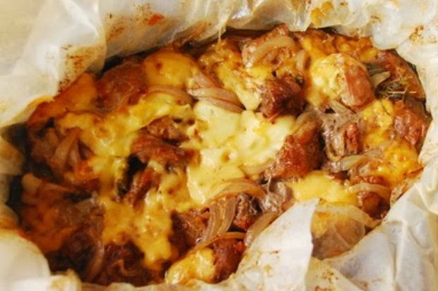 Γκιούλμπασι, κρεατένια λιχουδιά στη λαδόκολλα