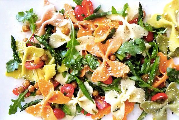 H μακαρονάδα της Πέμπτης: διπλή εκλογική