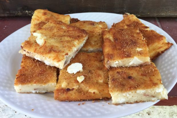 H (πιο εύκολη δεν γίνεται) ζαμπονοτυρόπιτα της Τζίνης