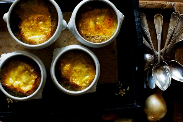 H σούπα της Δευτέρας: κρεμμυδόσουπα του μπιστρό