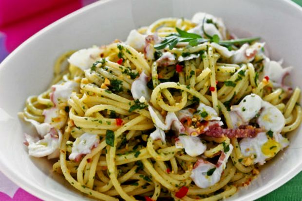 Η μακαρονάδα της Πέμπτης: άνοιξη στη Μεσόγειο