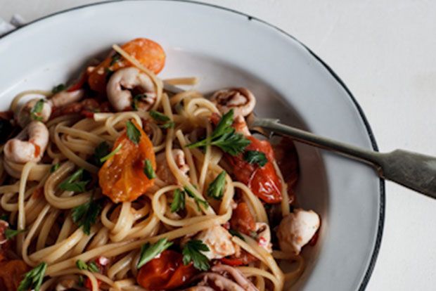 Η μακαρονάδα της Πέμπτης: ηλιοφάνεια ακόμη!