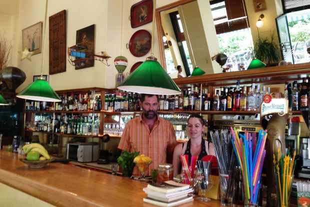 Η σαλάτα του Αερόστατου, με νεκταρίνια και μοτσαρέλα