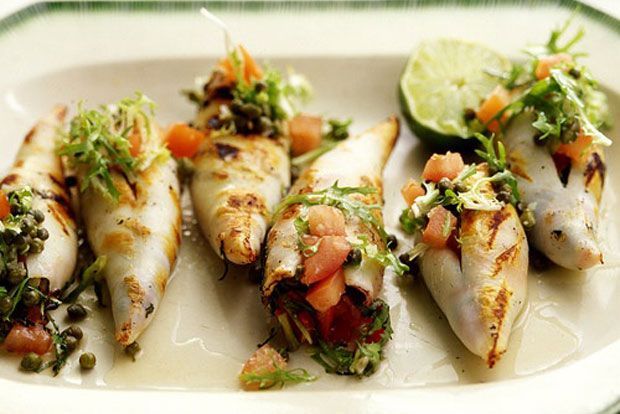 Καλαμαράκια γεμιστά αλλιώς: με μυρωδικά και φέτα