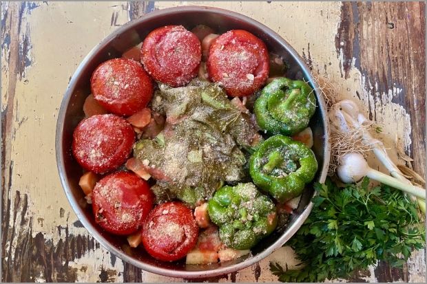 Καλοκαιρινή πανδαισία: Γεμιστά με κιμά