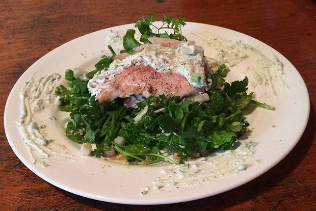 Καπνιστή πέστροφα μπουκιά και συγχώριο