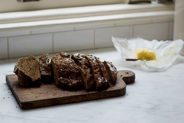 Κατάμαυρο ψωμί – ξεχωριστό