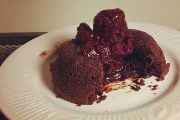 Κέικ λάβα: άσε τη σοκολάτα να τρέχει