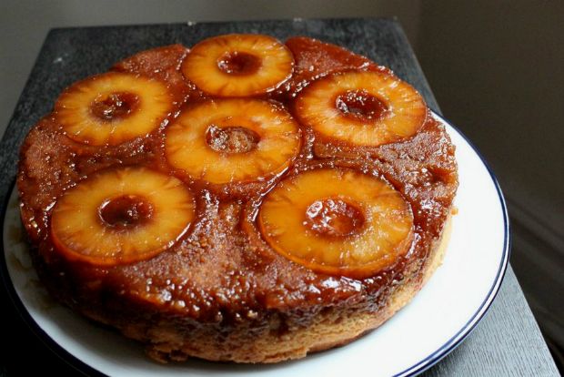 Κι ο ανανάς θέλει την Τατέν του