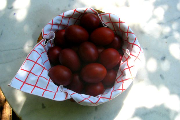 Κόκκινα αυγά. Μα από τώρα;