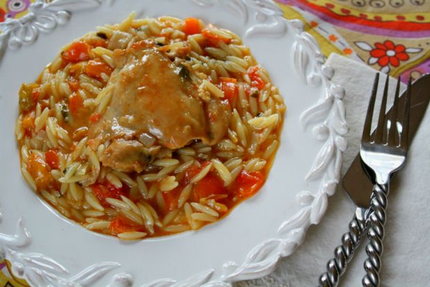 Κοκόρι με μελωμένο κριθαράκι