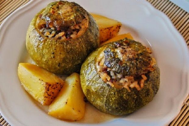 Κολοκύθια γεμιστά στον φούρνο