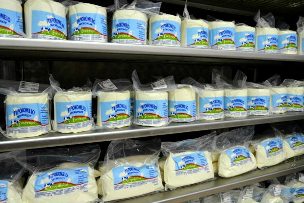 Κοπανιστή και τυροβολιά, οι μυκονιάτισσες